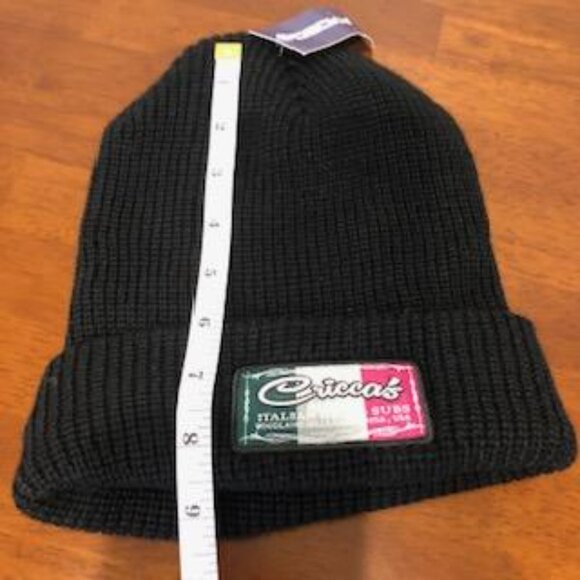 Decky Criccas Black Beanie Hat OS NWT. - Picture 7 of 9